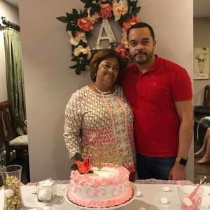 Meet your Posher, Ana